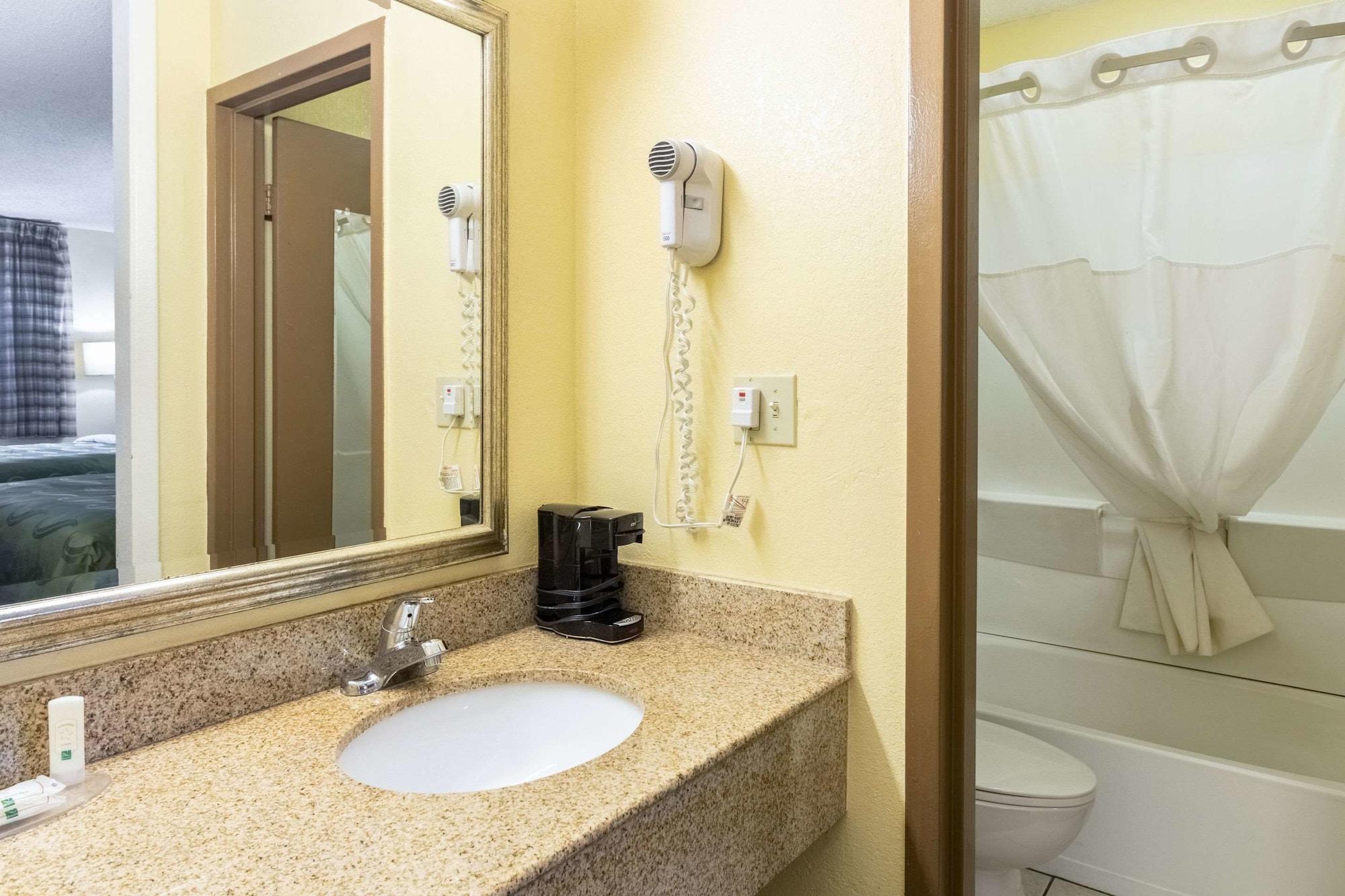 Quality Inn Franklin Buitenkant foto