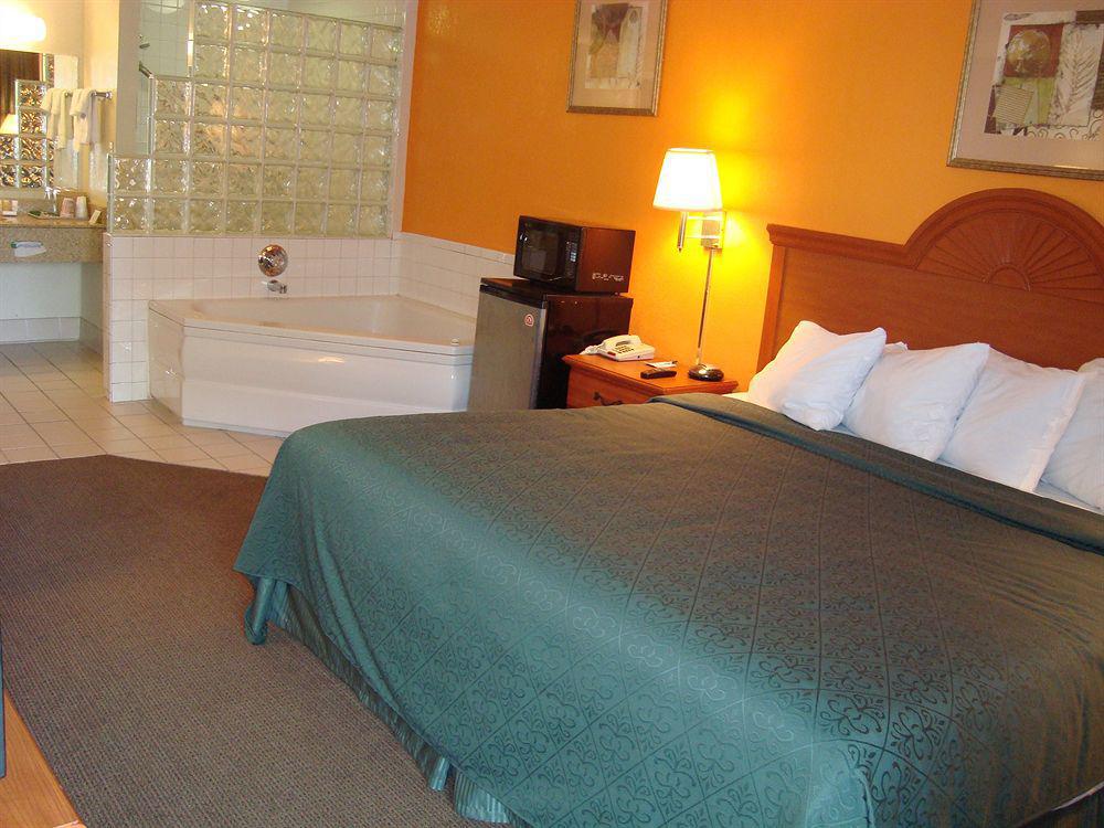 Quality Inn Franklin Buitenkant foto